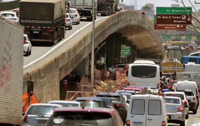BR-116: Desvios noturnos no viaduto da Boqueirão começam nesta segunda-feira; confira