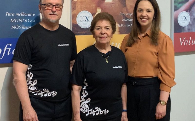 Maestro João Paulo Sefri, Lucia Passos e Eve Melo comandam a Serenata de Natal