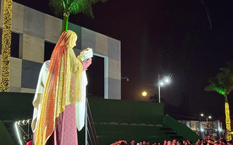 Com a chegada do Papai Noel, Campo Bom dá início ao Natal da Integração