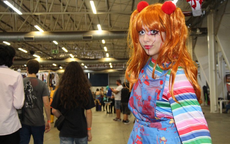 A paulista Vitória Rodrigues (26) investiu na versão feminina de Chucky | abc+