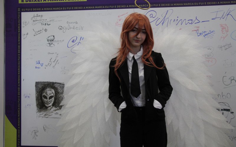  Alessandra Roque (21) com uma versão de Angel Devil do mangá e anime Chainsaw Man