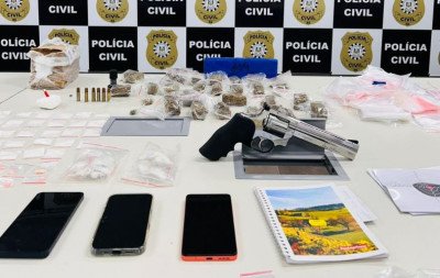Polícia apreende arma e drogas com dupla por trás de ameaças a dirigente do Inter e seus familiares