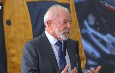 Fim da escala 6x1: Lula planeja enviar projeto de lei à Câmara em regime de urgência