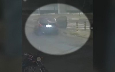 Mulher se joga de carro em movimento para fugir de ex-companheiro após ser agredida com facada