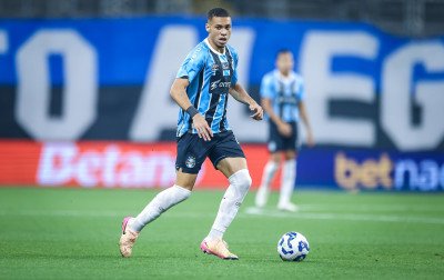 Grêmio encaminha a venda de Alysson para o Aston Villa