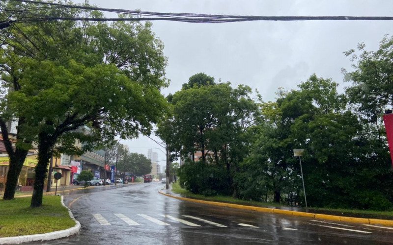 Chuva forte na manhã desta quarta-feira (10) em Novo Hamburgo | abc+