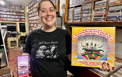 VÍDEO: Discos e CDs em tempos de streamings marcam reabertura de loja após dois anos fechada
