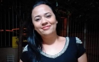 "Alegre, brincalhona, batalhadora": Irmã descreve mulher que morreu após motorista atingir moto e fugir