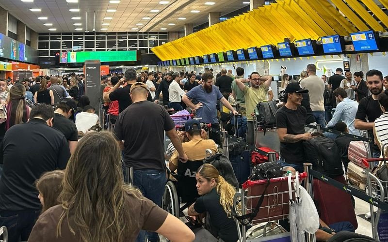 Caos aéreo com cancelamento de voos por causa dos fortes ventos em São Paulo | abc+