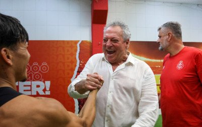 Barcellos confirma Abel Braga como novo diretor técnico do Inter