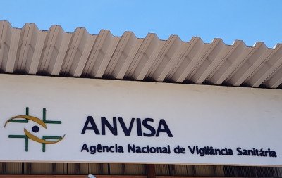 Suplemento "milagroso", creme de creatina e maquiagem capilar são proibidos pela Anvisa