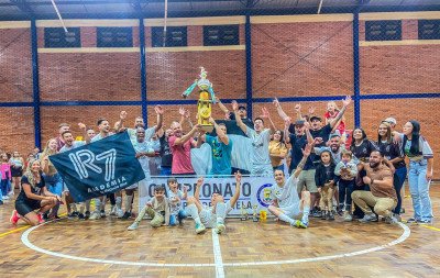 Final do Campeonato de Futsal Série Ouro de Canela arrecada mais de 200 litros de leite; veja quem é o campeão