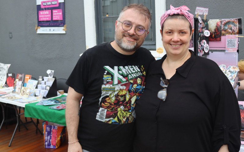 Guilherme Smee e Silvia Canto são organizadores da Gibitri