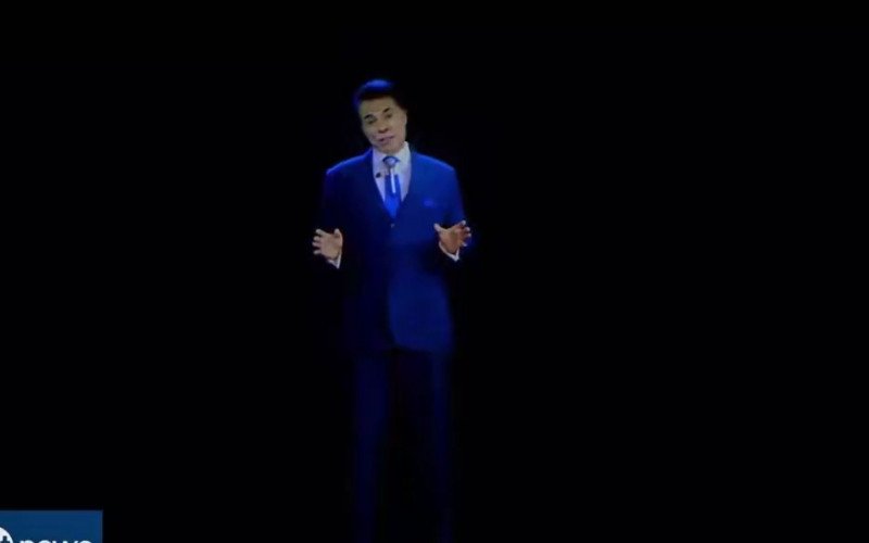 Silvio Santos apareceu para a festa, mesmo que de maneira artificial | abc+