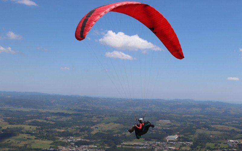 Etapa final do Campeonato Gaúcho de Parapente 2025 | abc+
