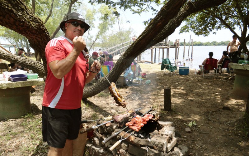 Paulo Sérgio da Silva, 53 anos, era o responsável pelo assado de um grupo de amigos no Paquetá | abc+
