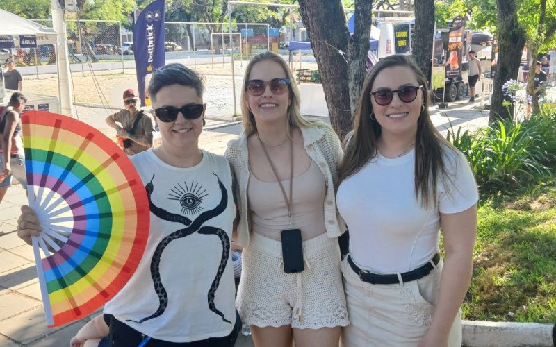 Cibele, Fabiele e Angela consideram muito importantes eventos como a Parada da Diversidade 