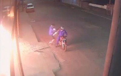 Adolescente incendeia revenda, tenta fugir em carro de aplicativo e acaba apreendido
