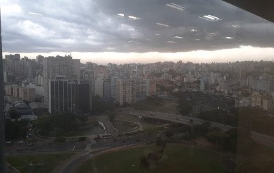 "Fase mais crítica já passou": Defesa Civil atualiza situação do RS diante de temporais e fortes rajadas de vento