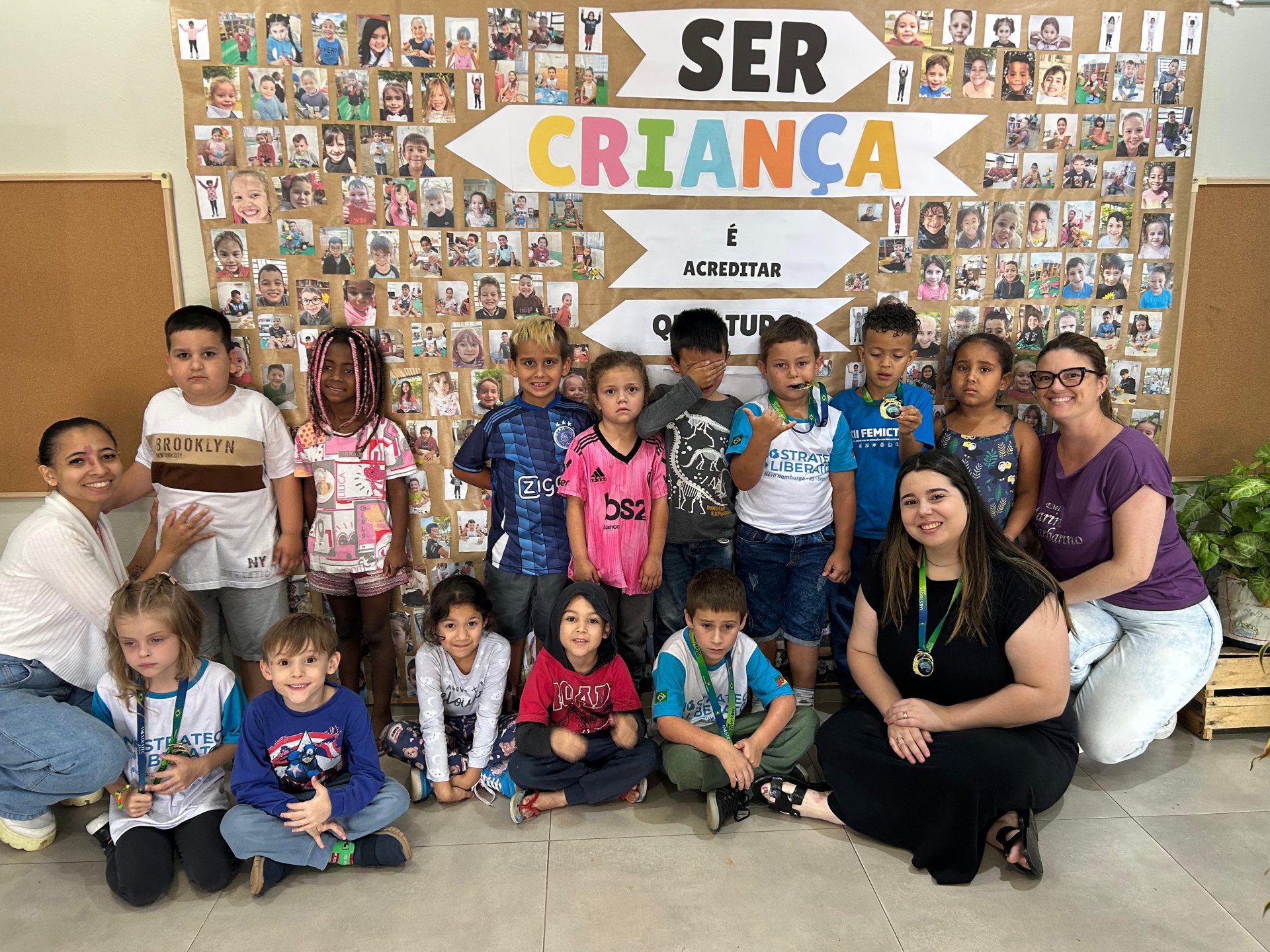Alunos da faixa etária 5 responsáveis pelo projeto | abc+