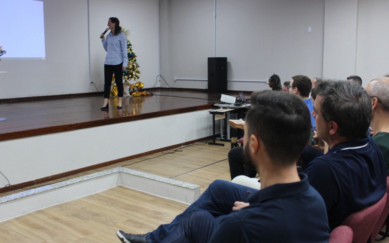 Daiana Monzon apresenta o Invest NH | abc+