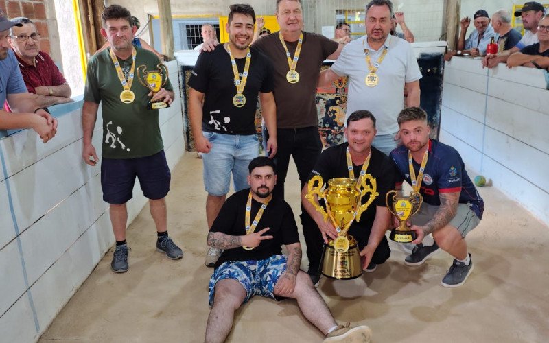 C.E.C. Minuano conquista o título do Campeonato Municipal de Bocha Trio Masculino