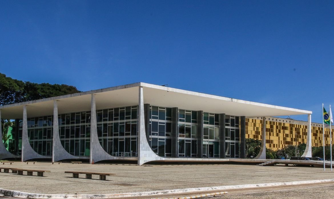 Formada maioria no STF para desestatizar a Corsan