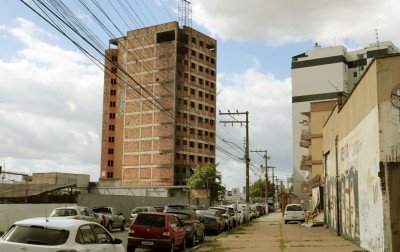 Abandonado há anos, o popular "esqueletão" de Canoas passará por um processo de revitalização