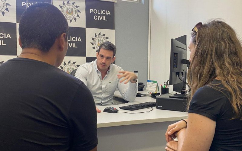 Casou prestou novo depoimento ao delegado Guilherme Valli | abc+