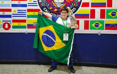 Menino de Igrejinha acumula conquistas e vira destaque no Xadrez