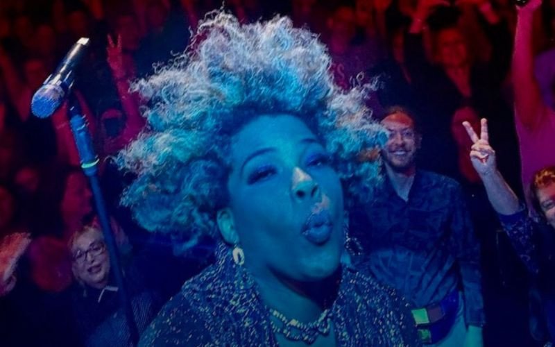 Com show em Porto Alegre, Macy Gray anuncia turnê no Brasil para 2026 | abc+