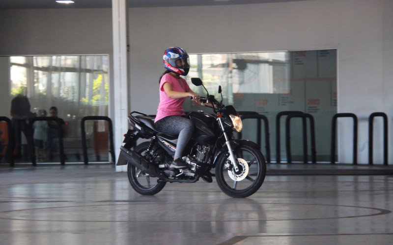 Aulas práticas para tirar a habilitação para motos