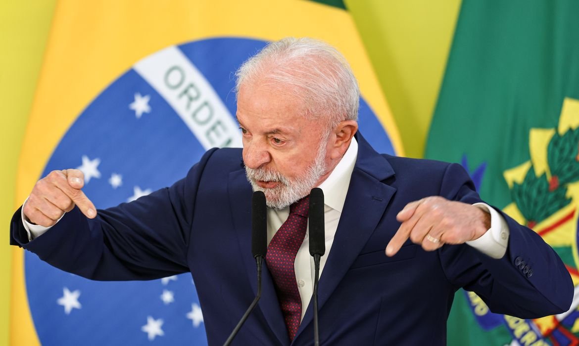 Fraude no INSS: Se tiver filho meu nisso, será investigado, diz Lula | abc+
