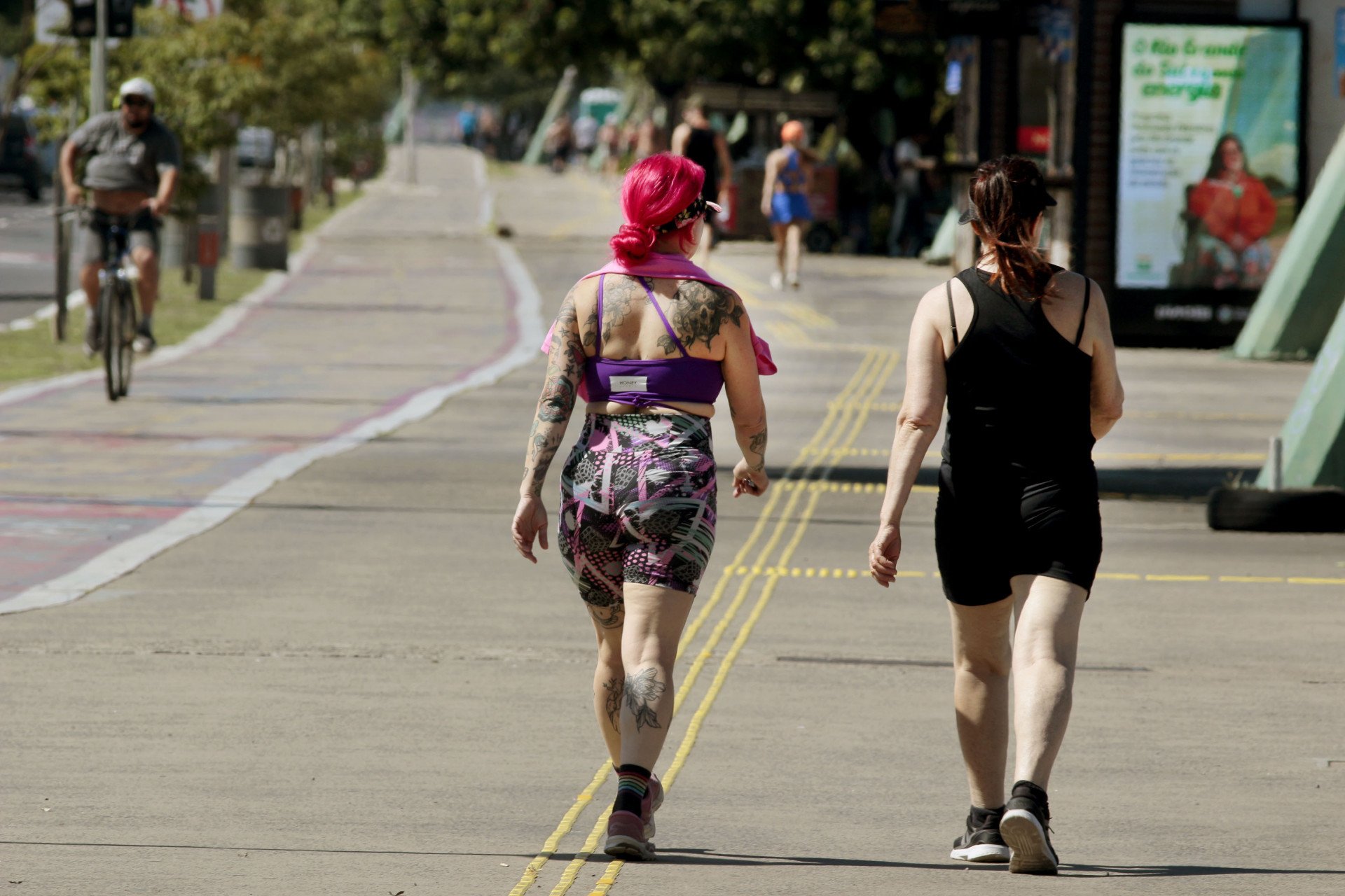 PREVISÃO DO TEMPO: Saiba a partir de quando começa sequência de dias de calor excessivo no RS | abc+