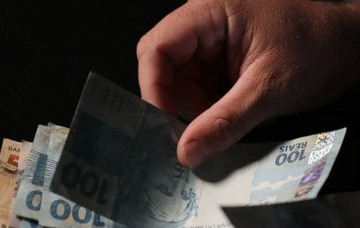 13º salário: Cerca de 95,3 milhões de pessoas recebem segunda parcela do benefício nesta sexta-feira (19)