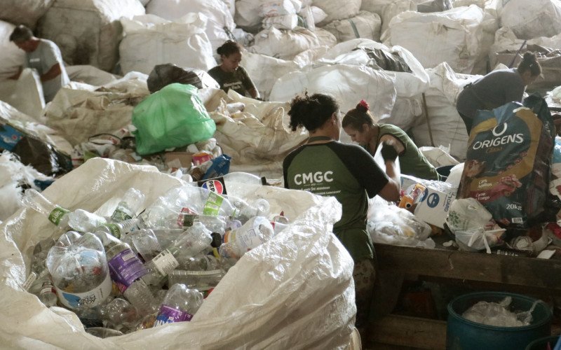 Prefeitura apresenta projeto para conceder áreas para as cooperativas de reciclagem em Canoas | abc+