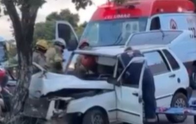 Casal e gêmeas ficam gravemente feridos em acidente em Novo Hamburgo