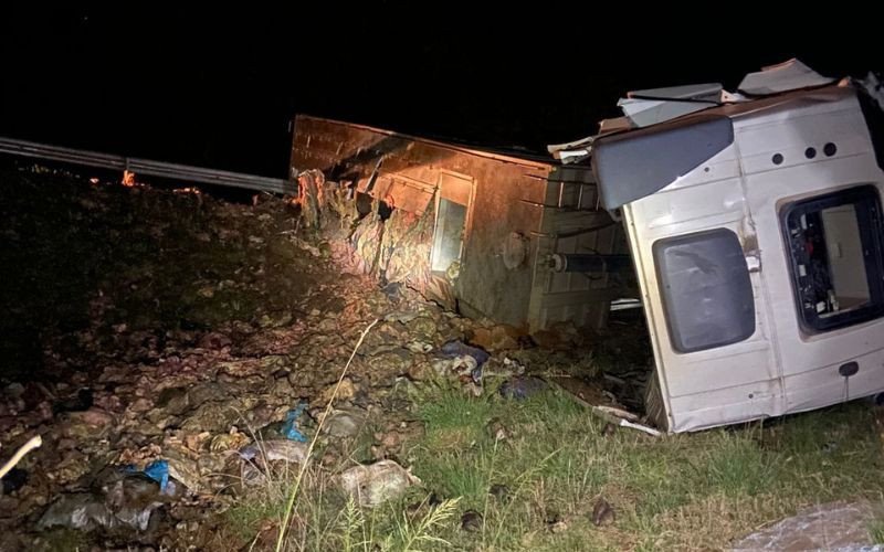 Acidente com micro-ônibus de Constanina e caminhão deixou 5 mortos em Carazinho, na BR-386