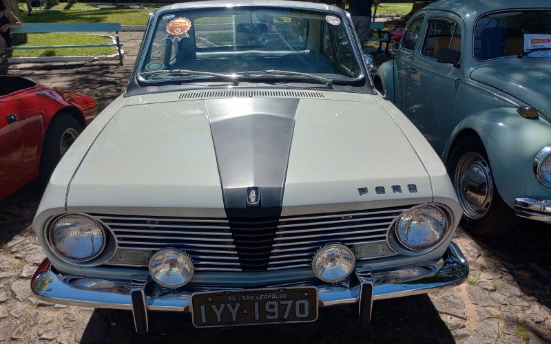 O Corcel 1970 era o veículo mais antigo exposto