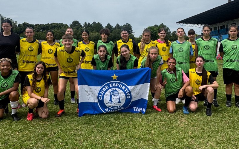Gurias participaram da peneira neste domingo | abc+