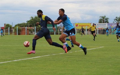 Novo Hamburgo empata com o São José em jogo-treino no Estádio do Vale