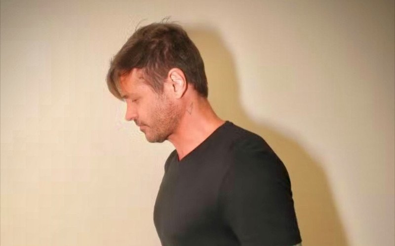 Ator Dado Dolabella se envolveu um acidente de trânsito na última sexta-feira (19) | abc+