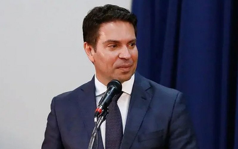 Trama golpista: Moraes determina retomada de processo contra Ramagem  | abc+