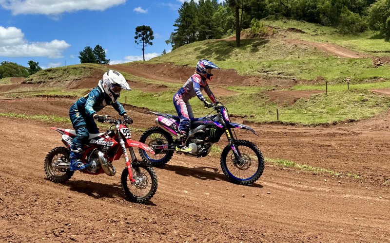 Representantes de Gramado levam nome da cidade em competições de motocross pelo Brasil