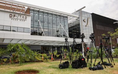 Bolsonaro é internado em hospital de Brasília para cirurgia no ombro