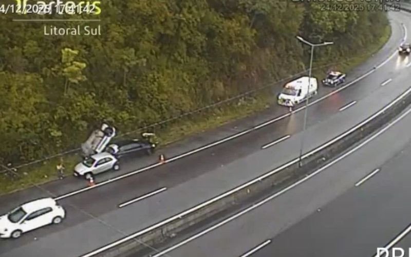 Acidente aconteceu na BR-101, em Santa Catarina | abc+