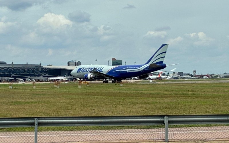 Chegada e pouso do 747 da National Cargo em Porto Alegre | abc+