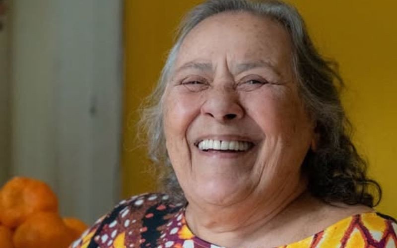 Morre Teuda Bara, uma das fundadoras do Grupo Galpão, aos 84 anos | abc+