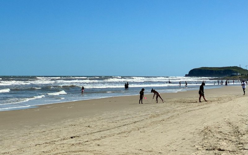 Praia Grande, em Torres, está própria para banho | abc+