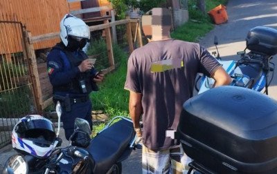 Guarda Municipal coíbe "rolezinho" e fiscaliza motos em Novo Hamburgo